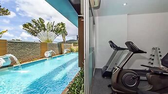 Chic Condo apartment by Lofty