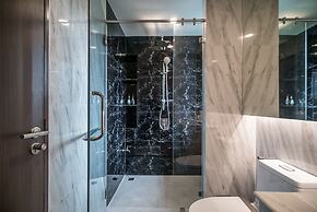 Mida Grande apartment by Lofty