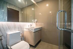 Mida Grande apartment by Lofty