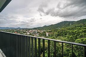 Mida Grande apartment by Lofty