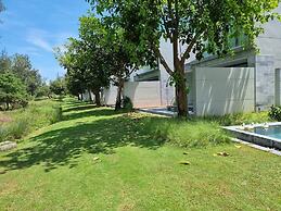 The Point Resort - Golf View Villa