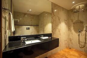 Celebrant Hotel