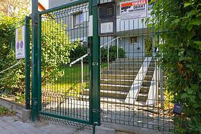 Apartment Warsaw Kopalniana by Renters