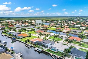 Woodbine Ct. 1870, Marco Island Vacation Rental 5 Bedroom Home by Reda