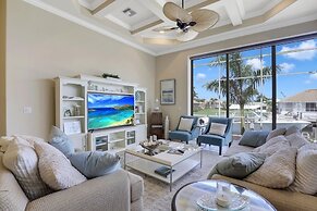 Woodbine Ct. 1870, Marco Island Vacation Rental 5 Bedroom Home by Reda