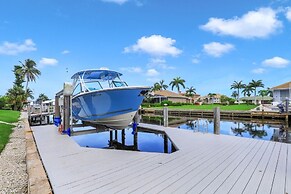 Woodbine Ct. 1870, Marco Island Vacation Rental 5 Bedroom Home by Reda