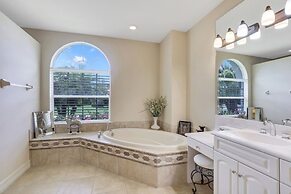 Woodbine Ct. 1870, Marco Island Vacation Rental 5 Bedroom Home by Reda