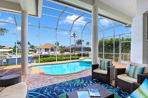 Woodbine Ct. 1870, Marco Island Vacation Rental 5 Bedroom Home by Reda