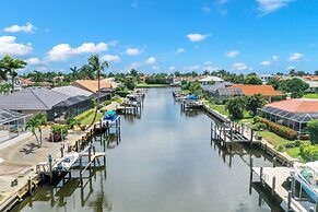 Woodbine Ct. 1870, Marco Island Vacation Rental 5 Bedroom Home by Reda