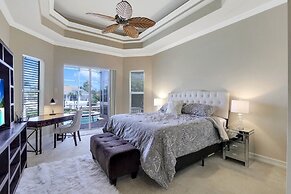 Woodbine Ct. 1870, Marco Island Vacation Rental 5 Bedroom Home by Reda