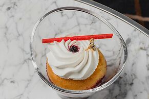 The Ritz-Carlton, Baku