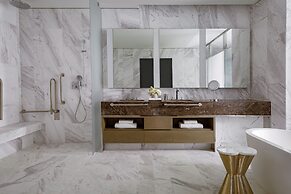 The Ritz-Carlton, Baku