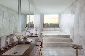 The Ritz-Carlton, Baku