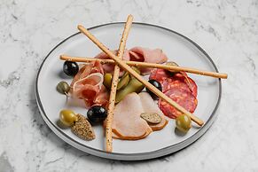 The Ritz-Carlton, Baku