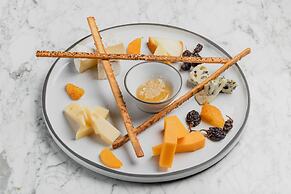 The Ritz-Carlton, Baku