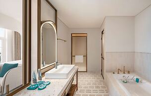 La Festa Phu Quoc, Curio Collection By Hilton