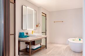 La Festa Phu Quoc, Curio Collection By Hilton