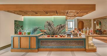 La Festa Phu Quoc, Curio Collection By Hilton