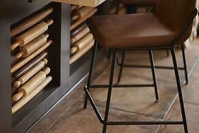 The Eddy Hotel Tucson, Tapestry Collection By Hilton