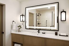 The Eddy Hotel Tucson, Tapestry Collection By Hilton