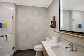 Tru By Hilton Traverse City