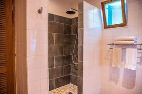 Quill Gardens Boutique Hotel