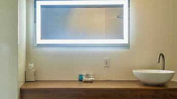 Quill Gardens Boutique Hotel