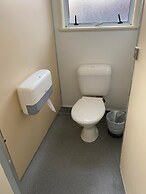 Airport Westney Lodge