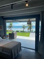 Club de Mar Condo Hotel