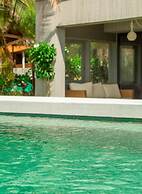 Club de Mar Condo Hotel