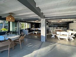 Club de Mar Condo Hotel