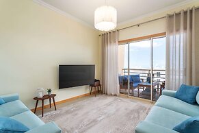 Sea view Apartment with panoramic Terrace & 2 Swimming pools
