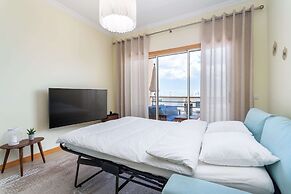 Sea view Apartment with panoramic Terrace & 2 Swimming pools
