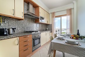 Sea view Apartment with panoramic Terrace & 2 Swimming pools