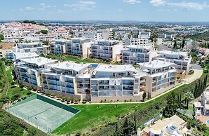 Sea view Apartment with panoramic Terrace & 2 Swimming pools