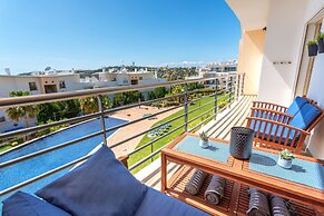 Sea view Apartment with panoramic Terrace & 2 Swimming pools