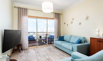 Sea view Apartment with panoramic Terrace & 2 Swimming pools