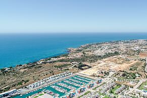 Sea view Apartment with panoramic Terrace & 2 Swimming pools