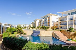 Sea view Apartment with panoramic Terrace & 2 Swimming pools