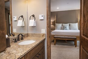 Meadows J3 4 Bedroom Townhouse by RedAwning