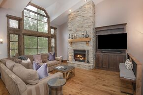 Meadows J3 4 Bedroom Townhouse by RedAwning