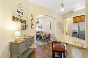 Luxury Penthouse Near Silver Dollar City