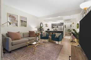 Midnight Oasis - Nestled Among Nature of the Ozarks!