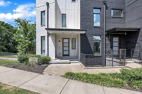 Nashville Modern Gem