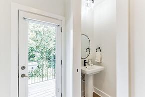 Nashville Modern Gem