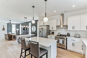 Nashville Modern Gem