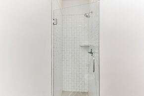 Nashville Modern Gem