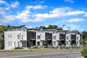 Nashville Modern Gem