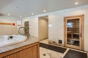 Luxury Ski-in/ski-out - Blocks From Downtown
