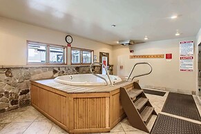 Luxury Ski-in/ski-out - Blocks From Downtown